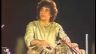 Maestro Shashank in jugalbandhi with Ustad Sultan Khan and Ustad Zakir Hussain.