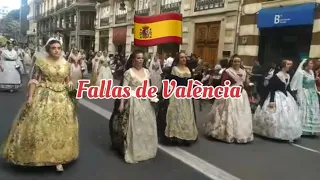Fallas de Valencia-la fiesta -más espectacular de -España Fallas de Valencia-the  festival -Spain