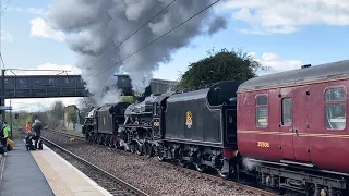 Black 5 PAIR! ​⁠Great Britain XVI passes Brunstane with 44871 + 45407 working hard. 47802 on therms