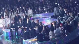 BTS, GFRIEND,  WannaOne Reaction to ROY KIM (로이킴 무대보는 방탄소년단 여자친구 워너원) 4K 직캠 by 비몽