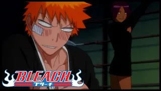 Yoruichi показывает свой настоящий облик для Ichigo