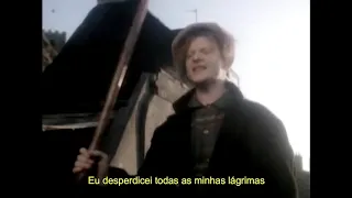 Simply Red - Holding Back The Years (Clipe Oficial) (Legendado)