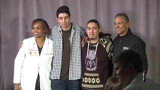 2 musicians connect, jam together after receiving life-saving brain surgery at MD Anderson Cance...