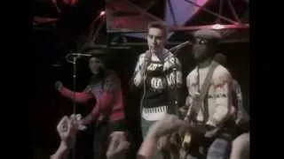 The Specials - Do Nothing (Live At Top Of the Pops 18-12-1980)