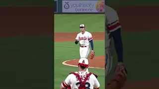 He's just Sho-ing off now (Shohei Ohtani QUICK reflexes!!)