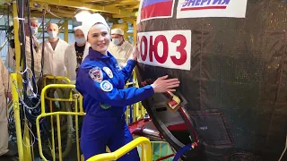 EXPEDITION 71 SPACE STATION CREW PREPARES FOR LAUNCH IN KAZAKHSTAN