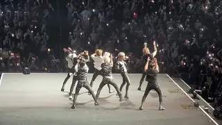 220628 Stray Kids - CHARMER at Stray Kids 2nd World Tour "MANIAC" in Newark [Fancam] [8K]