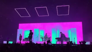 The 1975 - A Change Of Heart Live (Clip) @ The O2 Arena