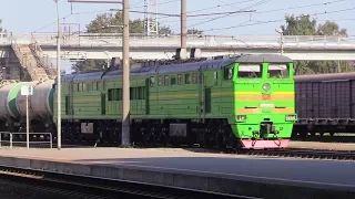 Тепловоз 2ТЭ10У-0218 на ст. Земитани / 2TE10U-0218 at Zemitani station