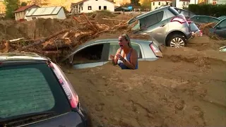 A terrible day for Italy! Flood sweeps everything away in its path in Scordia, Sicily, Italy