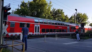 Bahnübergang München Feldmochinger Straße. Große Büs72 Anlage + neues Intro!