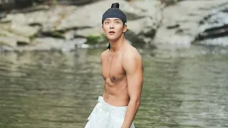 ROWOON | SHIRTLESS SCENE (ABS) #2