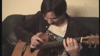 Paul Gilbert plays Spanish Fly by Van Halen