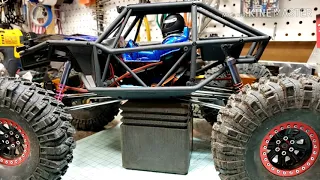 MEGA GOAT AXIAL CAPRA DIG SETUP WITH SPEKTRUM DX5C.