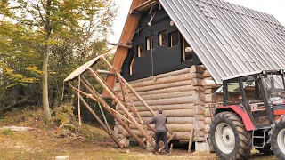 Building Off Grid LOG CABIN / Scaffolding and Installing Wind/Water Barrier (S 2 Ep 18)