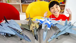 [30min] Yejun Assembles & Collects Airplane Toys with Car Toys