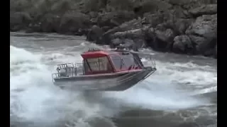 Lower Salmon River Slide Rapid Jet Boat Idaho Viking