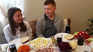 VLOG  1/ травень 2019/ Великдень / Шевченківський гай / кіт не впізнав Лолу ))