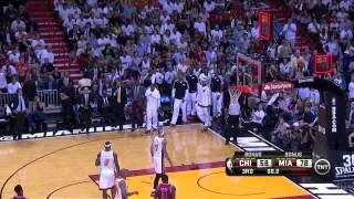 LeBron James no-look bounce pass to Birdman for the dunk - Bulls @ Heat - 2013.10.29