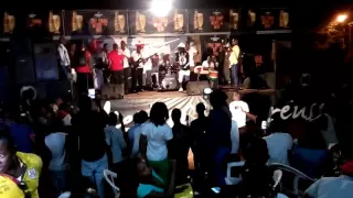 ORCHESTRE 5 ETOILES ABIDJAN   LIVE AVEC PETIT DENIS   MON LIEUTENANT