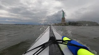 Kayaking to Statue of Liberty in Orukayak Bay st