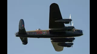 Fly-past als eerbetoon over crashlocatie Lancaster