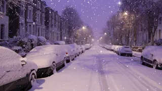 "А на улице снова снег..." М. Троянской