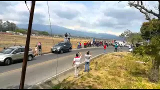 Iron Maiden en Costa Rica (Jumbo Jet Boing 747-400 ) Aeropuerto Juan Santamaría 7 marzo 2016