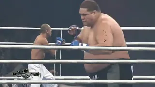 When Royce Gracie Faced a 500 pound Sumo Wrestler | Royce Gracie vs Akebono Tarō