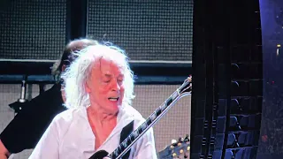 AC/DC EPIC live performance of Angus Young / in Gelsenkirchen / PWR UP Tour / 17.05.2024 / 17min