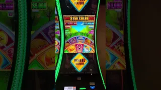 NEW Biggest Huff n' Even More Puff jackpot on YouTube!! $360 max bet!! Hats!! Wheel!! Mansions!!