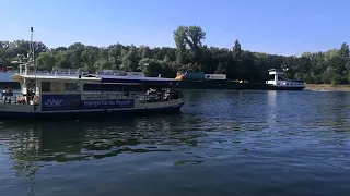 Schiffsverkehr auf dem Rhein bei Niedrigwasser Juli 2022 Stromkilometer 394