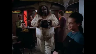 Klingon Chef Singing