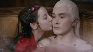 The emperor in the rain cause fengjiu love dearly, and the emperor wash mandarin duck bath apology!