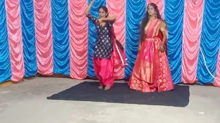 O jiji ll Mehendi sangit ❤️ ll sister' dance performance 🥰