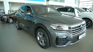 Заглянем в Volkswagen Touareg в комплектации "Business R-line"