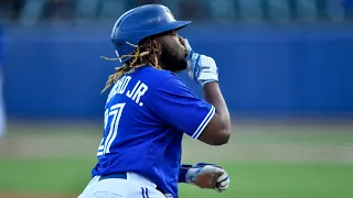 Blue Jays' Vlad Jr. reclaims sole possession of MLB HR lead with his 17th round tripper