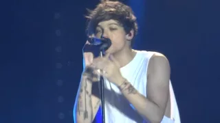 18 (Louis centric) - One Direction live @ O2  London 30/09/2015