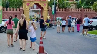 Cambodia Trip 2023 - Phnom Penh Street Scene In Evening @Presh Sisowath Quay