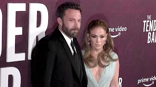 Ben Affleck, Jennifer Lopez attend movie premiere