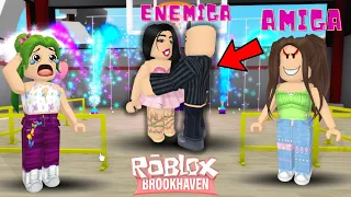 😭MI MEJOR AMIGA ME TRAICIONA *SE UNE AMI ENEMIGA Y SE ROBA A MI CRUSH*💔BROOKHAVEN ROBLOX karola20