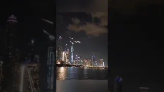 🌠Шоу "падение метеоритов" в Дубае. Парашютисты с прикрепленными сигнальными ракетами