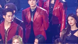 Mingyu (Seventeen) and Yeji (Itzy) stealing glances at kbs song festival