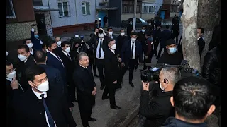 18 марта Президент Узбекистана побеседовал с жителями махалли "Ифтихор" в Чирчике