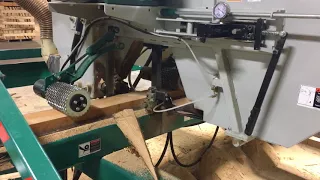 Wood-Mizer HR1000 Horizontal Resaw with 6 Heads in operation