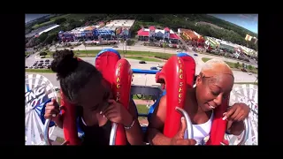 Woman wig falls off during a ride 😂😂 unexpected ending