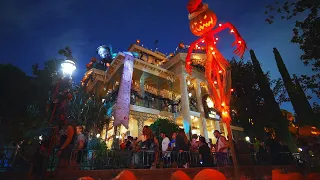 [2022] Disneyland's Haunted Mansion Holiday Full Ride POV - 4K Low Light