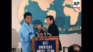 Ali to fight Bob Foster in Nevada Presser