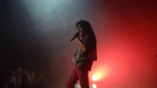 4  Under My Wheels  ALICE COOPER Fort Ft Wayne Indiana In. Embassy Theatre by CLUBDOC