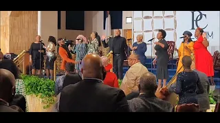 James Hall Worship & Praise "Hymn Medley"